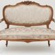 Mobilier de salon de style Louis XV