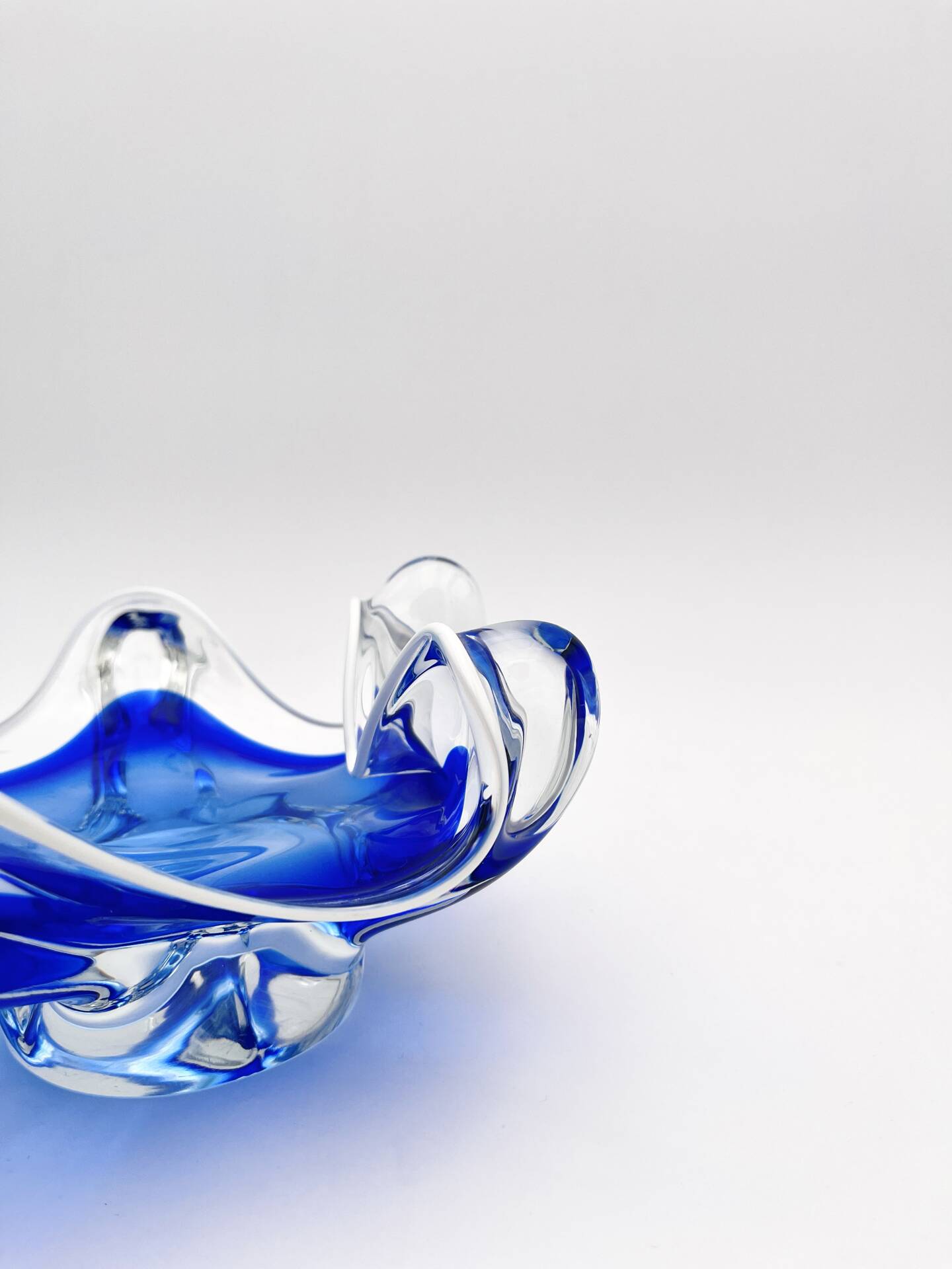 Cup Josef Hospodka Chribska Cristal Bleu Cobalt White Trim 24cm