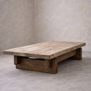 Monolithic table