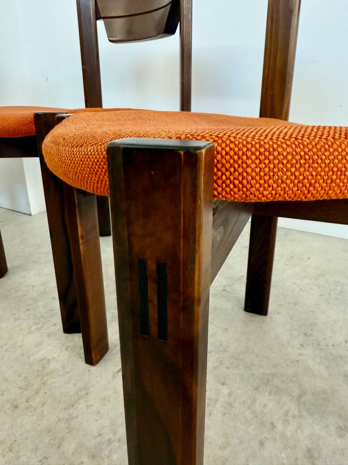 Set of 6 Girsberger Scandinavian style chairs from the 70s, vintage, solid wood, original fabric