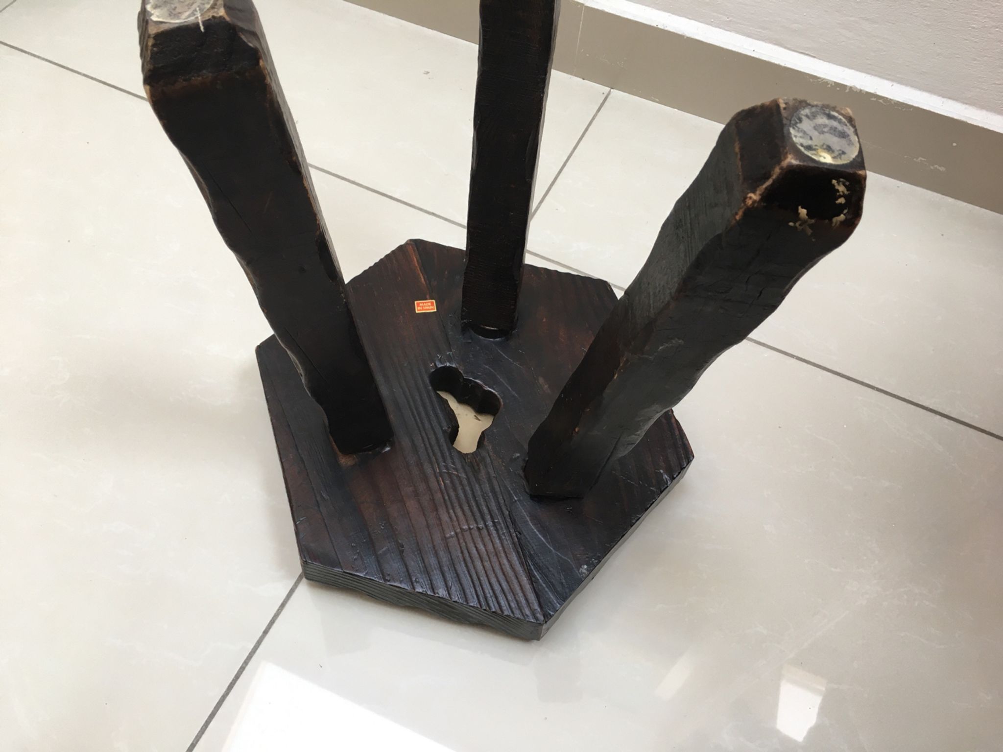 Tabouret tripode espagnol