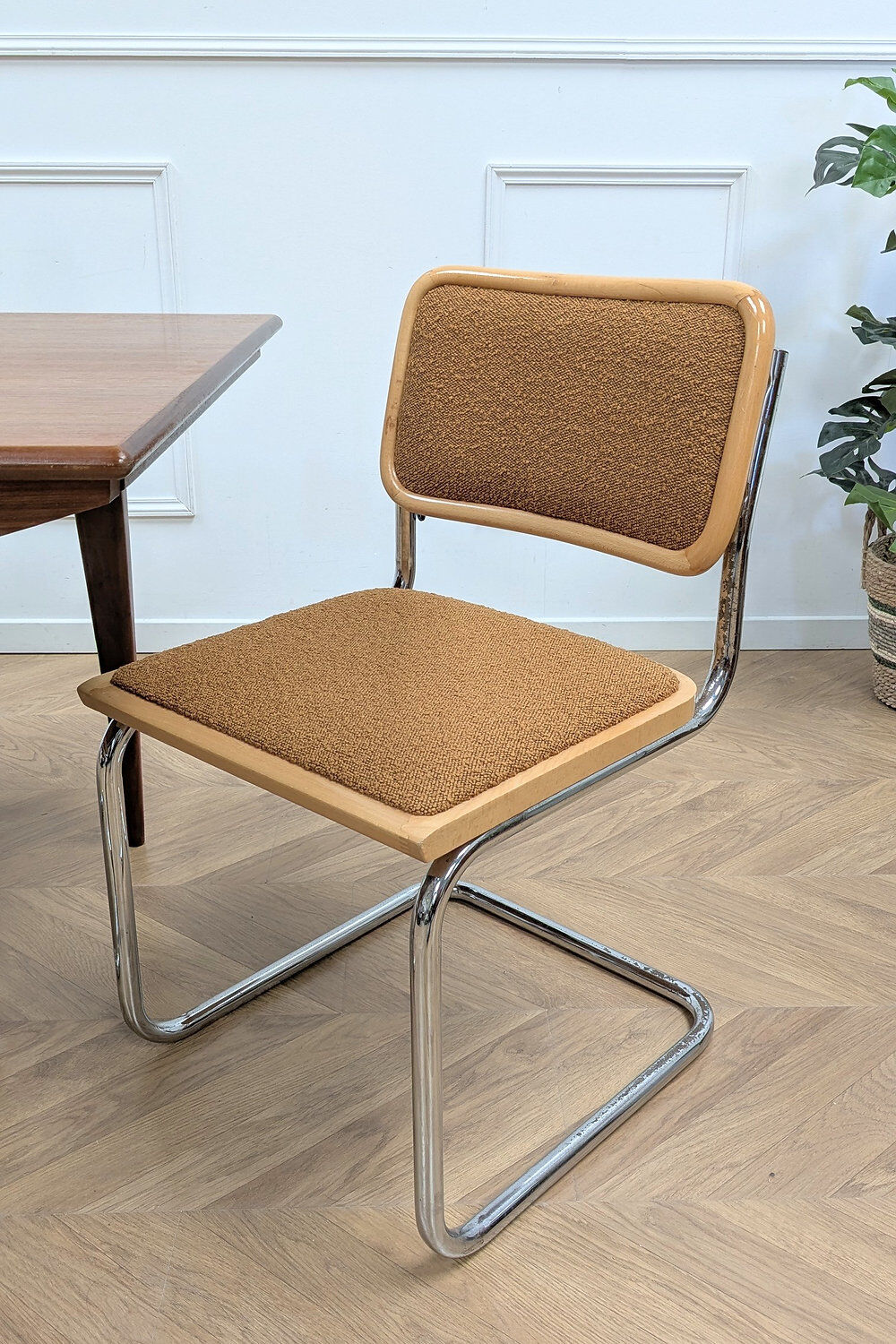 2 B32 chairs by Marcel Breuer