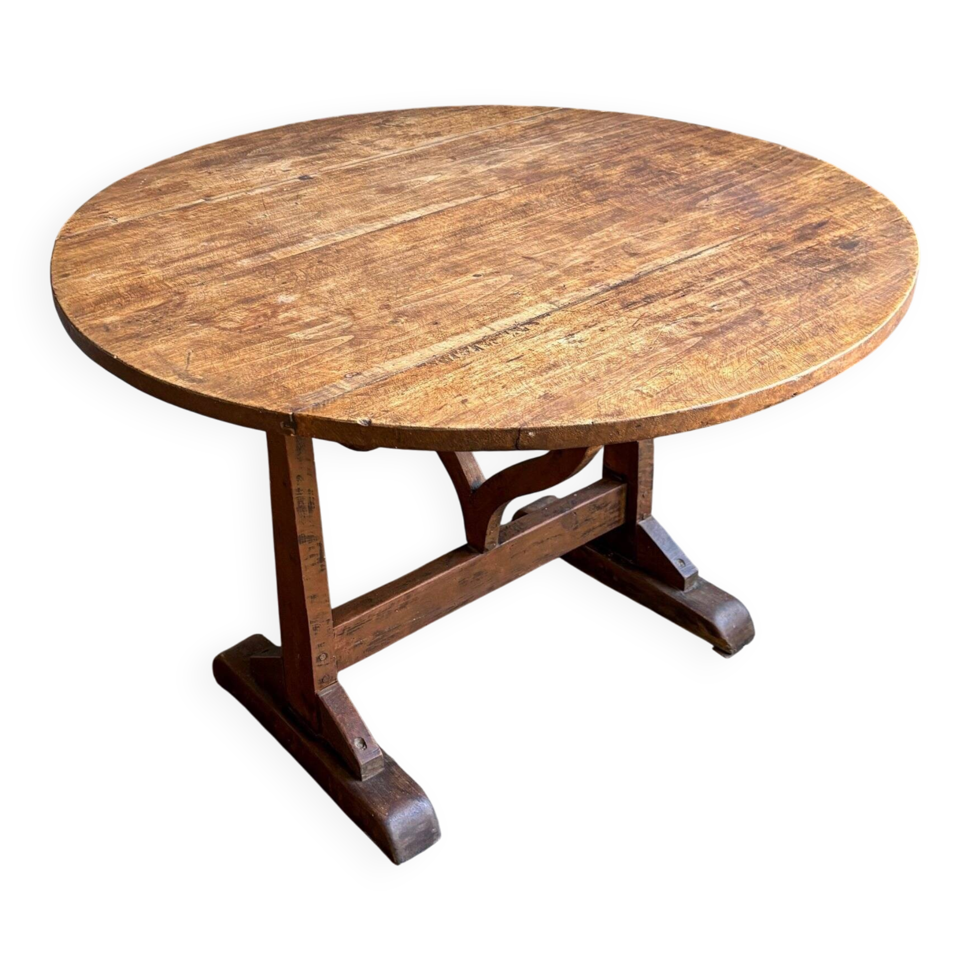 Winemaker's table in wood