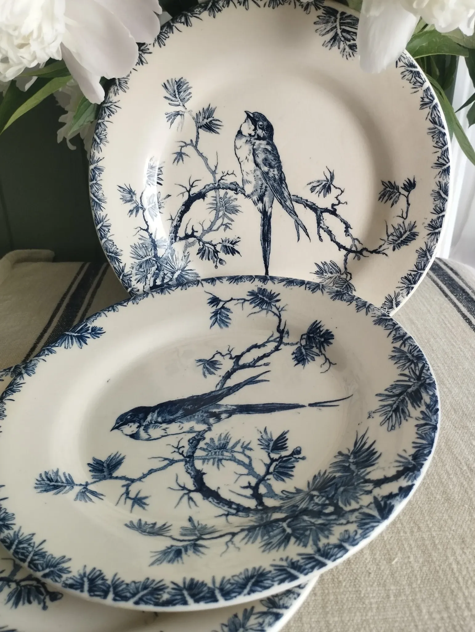 Gien "Provençal" - Set of 3 flat plates Ø 23 cm swallows