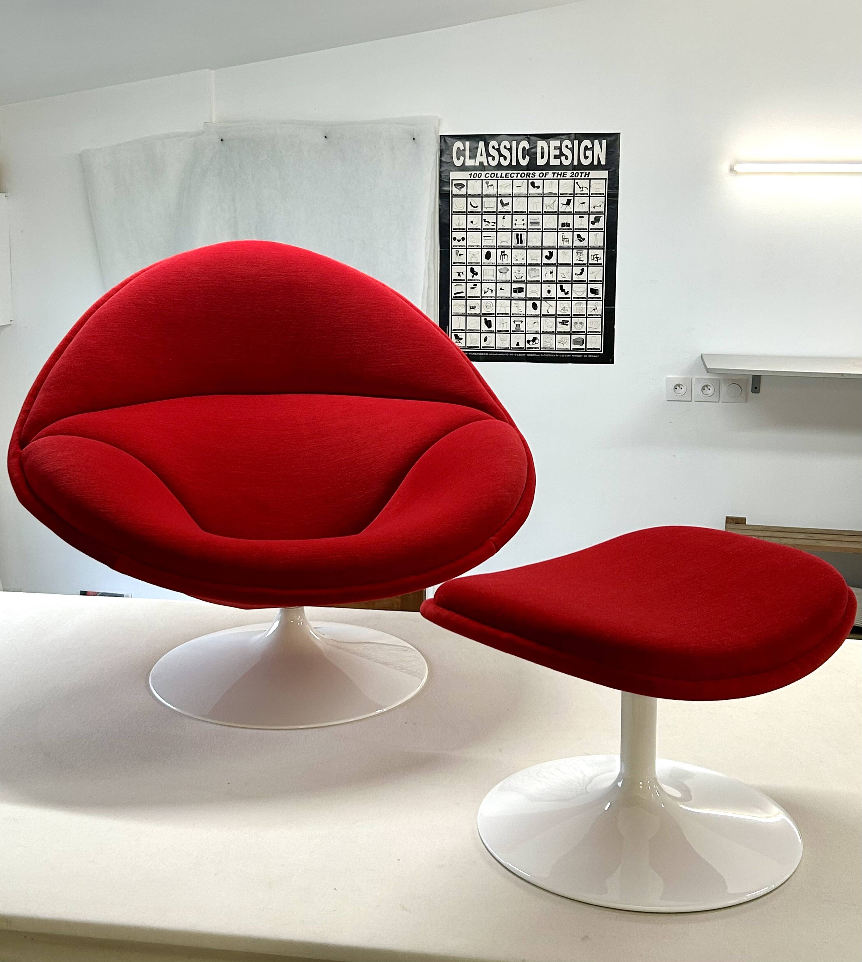 F421 armchair and its ottoman by Pierre Paulin for Artifort