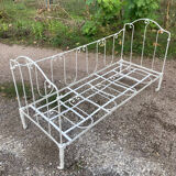 19th century wrought iron baby bed convertible into a bench + wool mattress