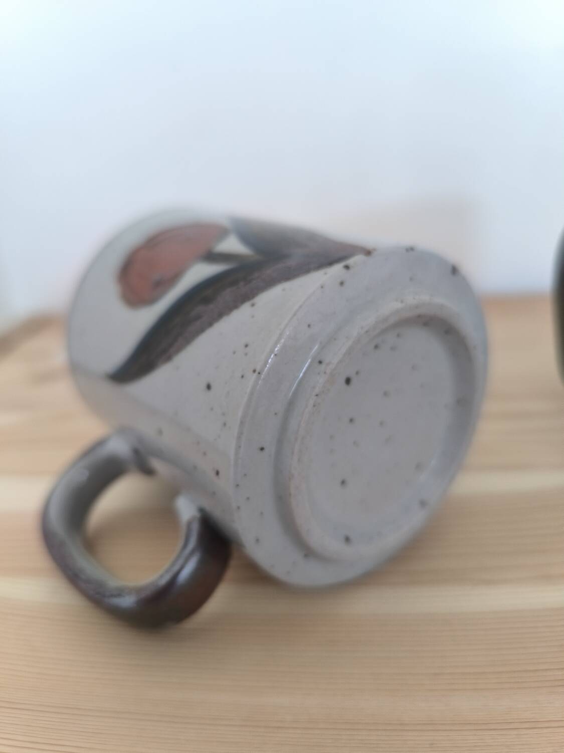 Pair of glazed stoneware mugs 1970