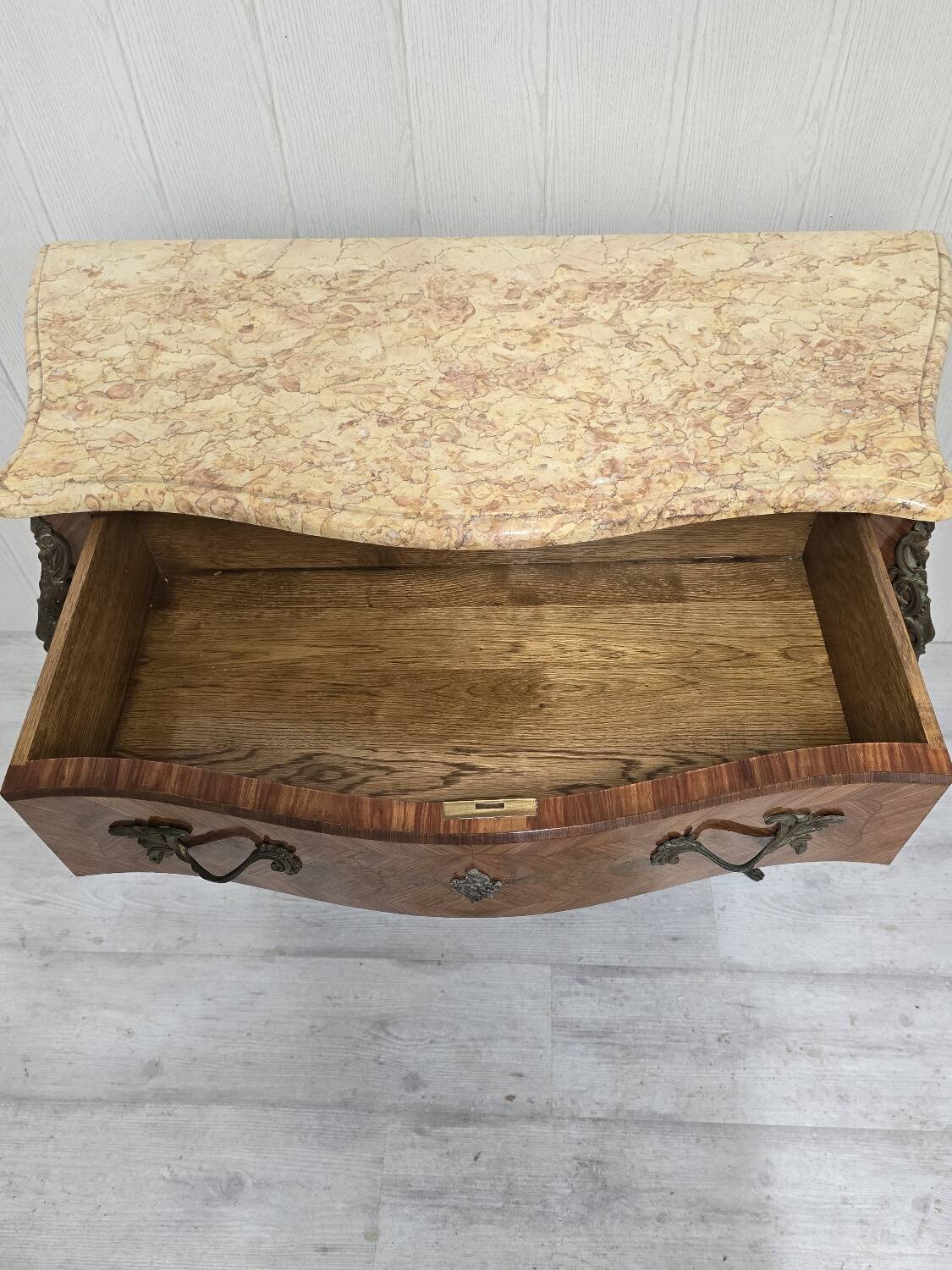 Louis XV style chest of drawers in rosewood