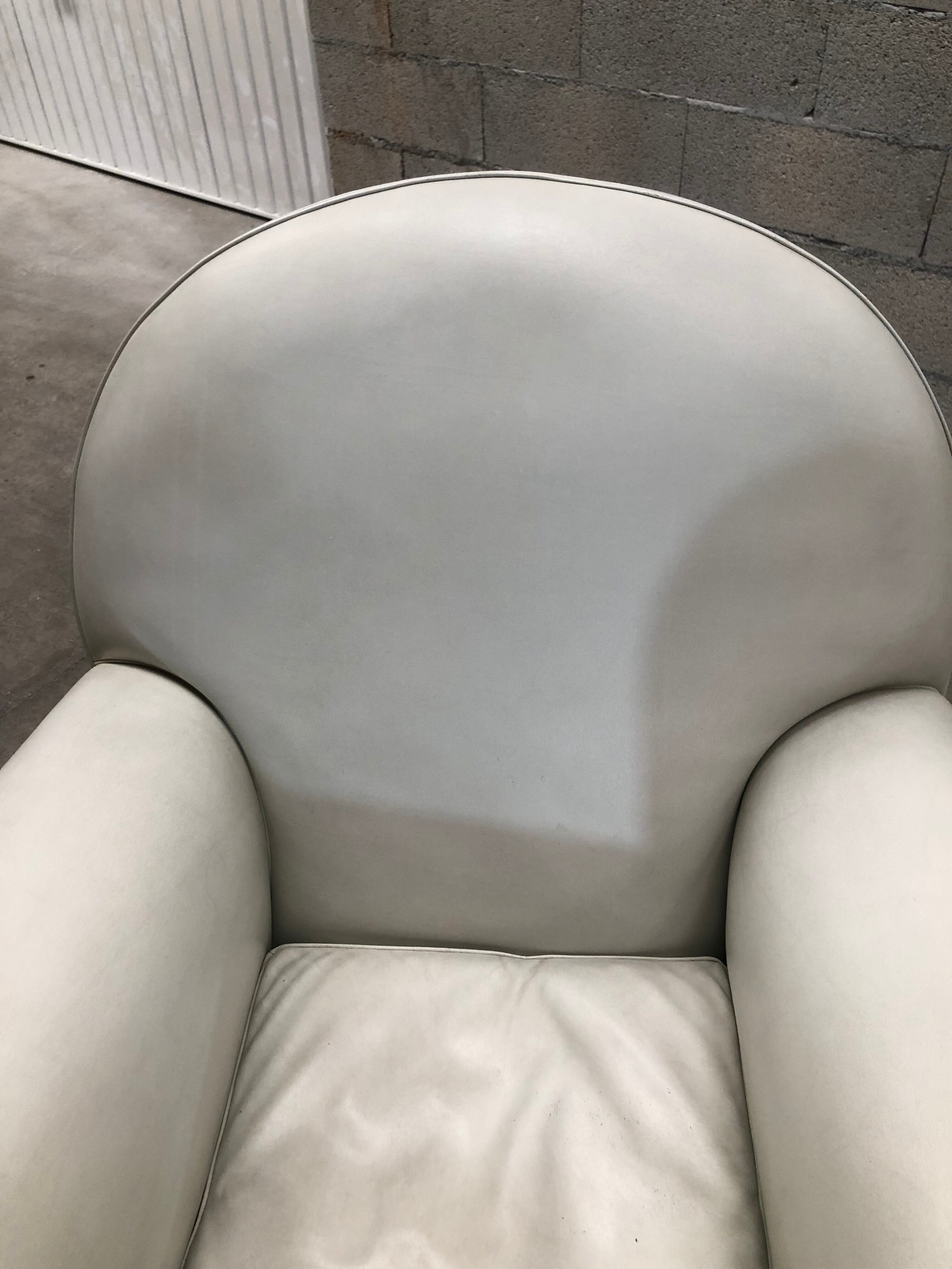 Fauteuil club Poltrona frau en cuir