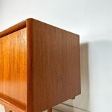 1960s Vintage Timeless Scandinavian Danish Design Teak Sideboard