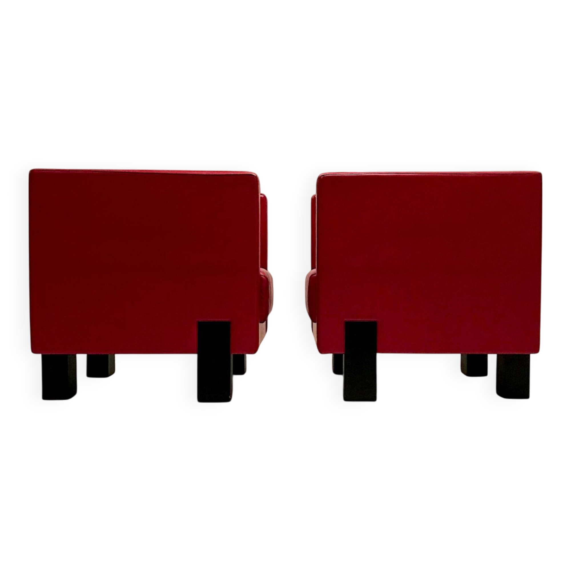 Poltrona Frau - Pair of red leather armchairs, “Moji” model - c. 2000