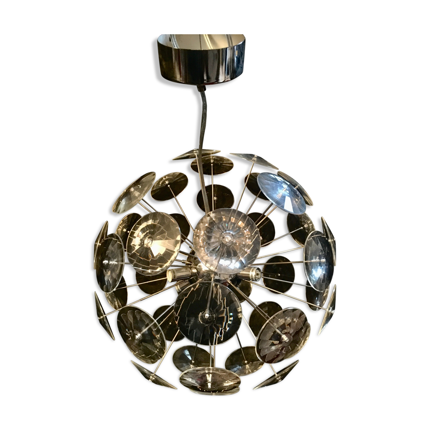 Sputnik chandelier design in chrome