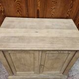 Small oak sideboard