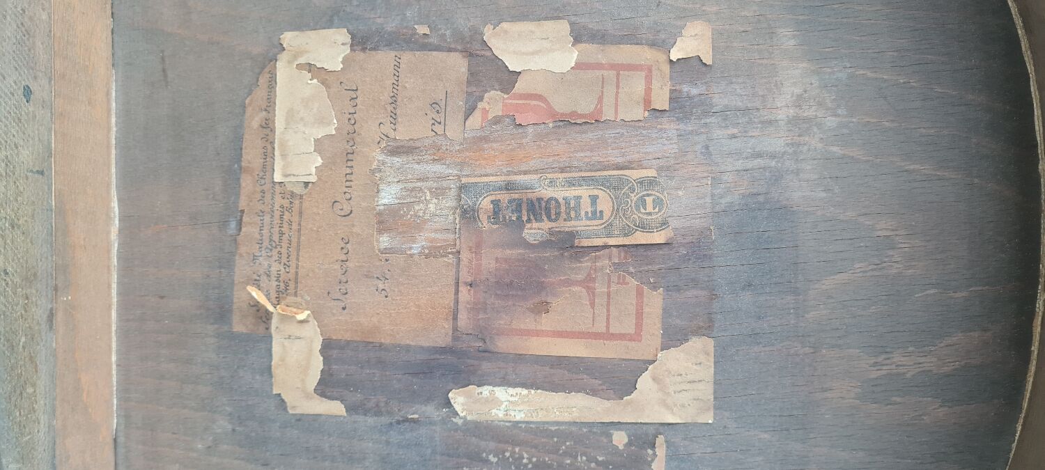 Set of 6 thonet bistro chairs