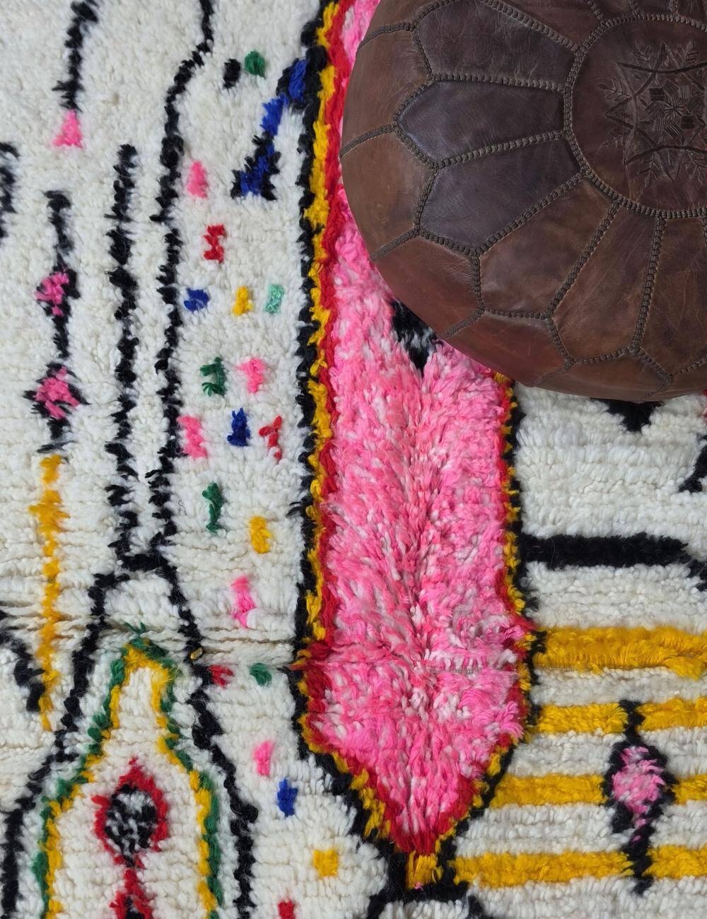 Berber Azilal Rug - 250 x 143 cm