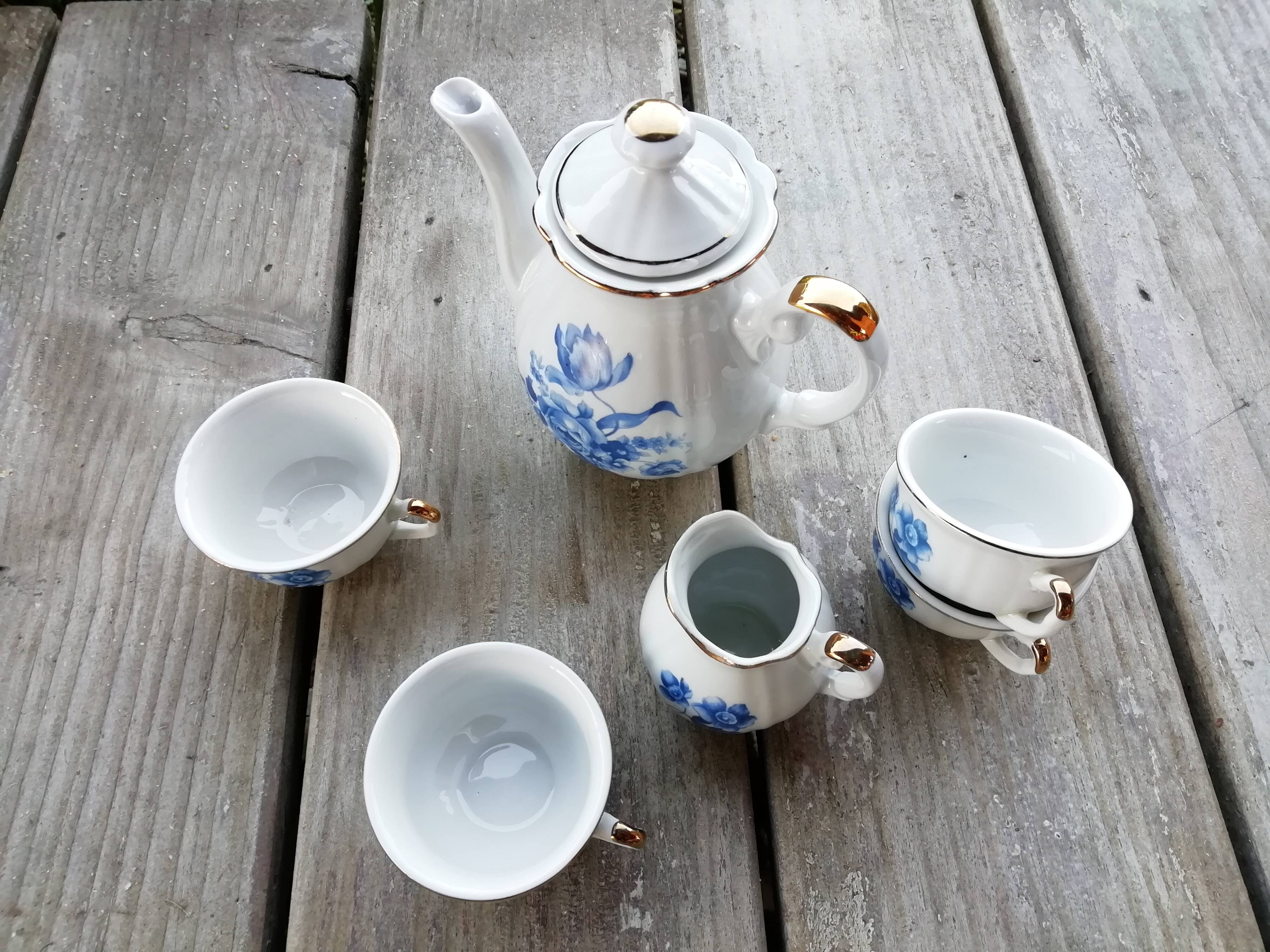 Dinette coffee service