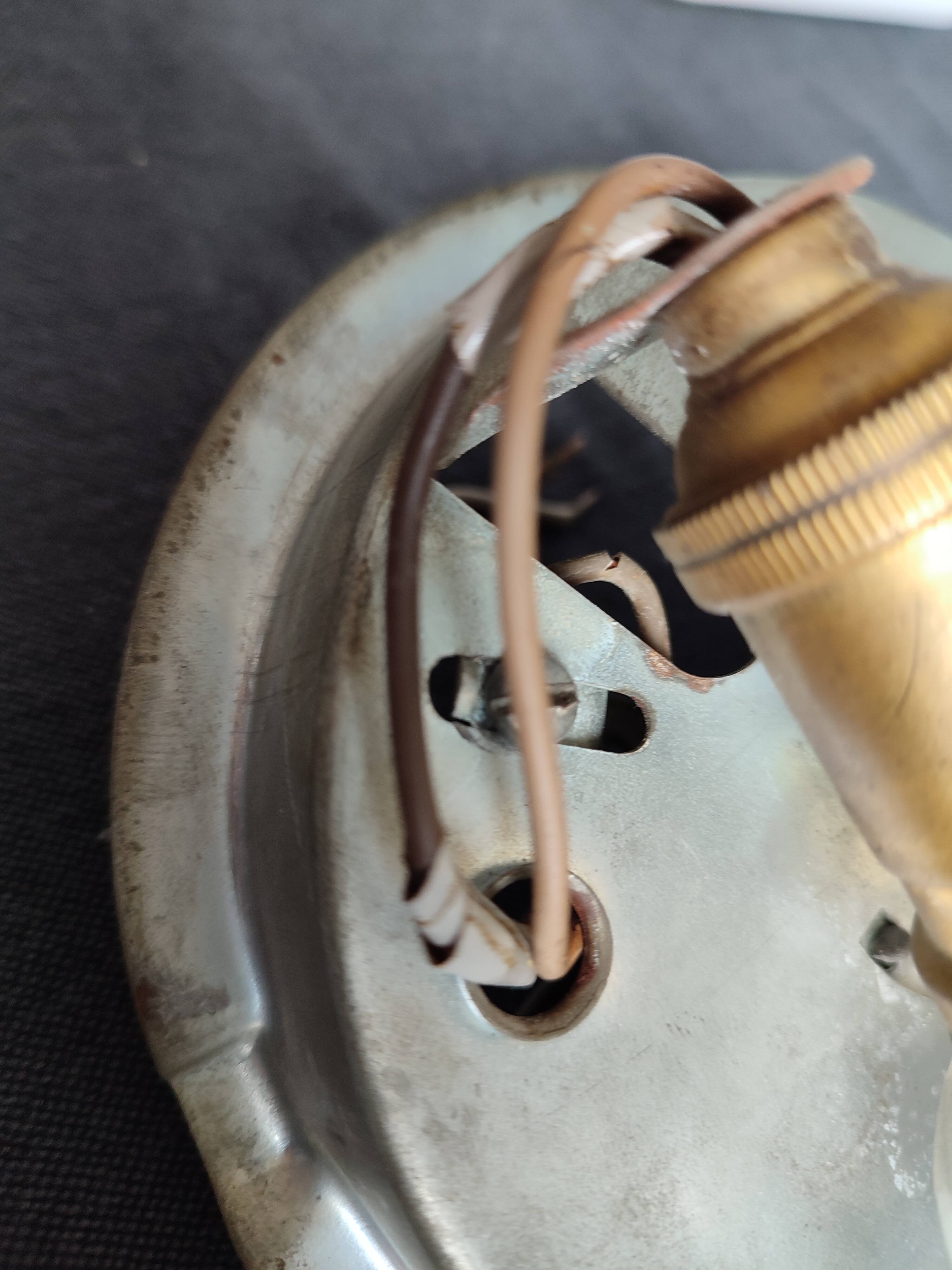 Small wall lamp/old ceiling lamp in opaline