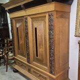 Dutch Renaissance-style cushion cabinet in solid wood