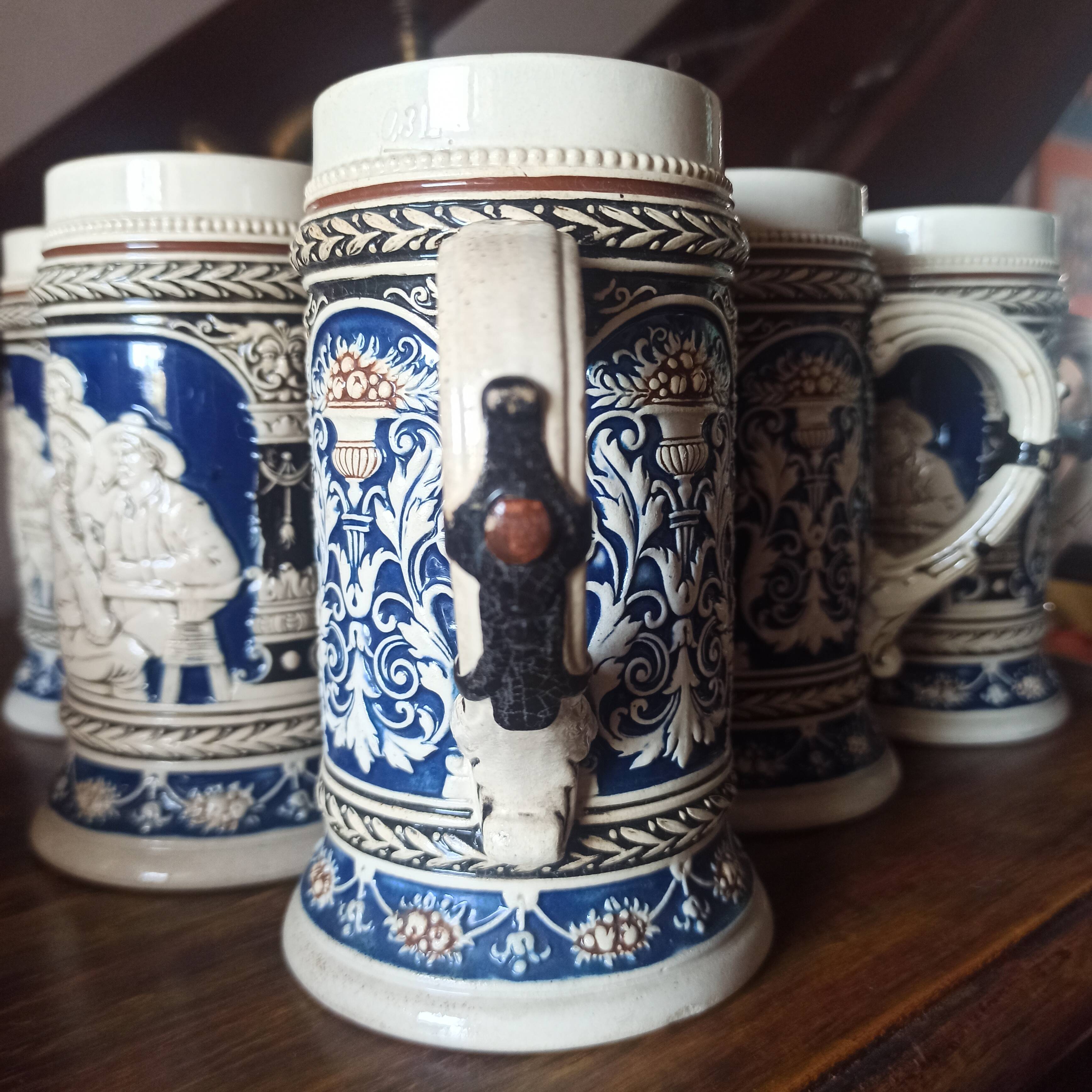 Lot de 6 chopes grès de Westerwald + grand bol + louche
