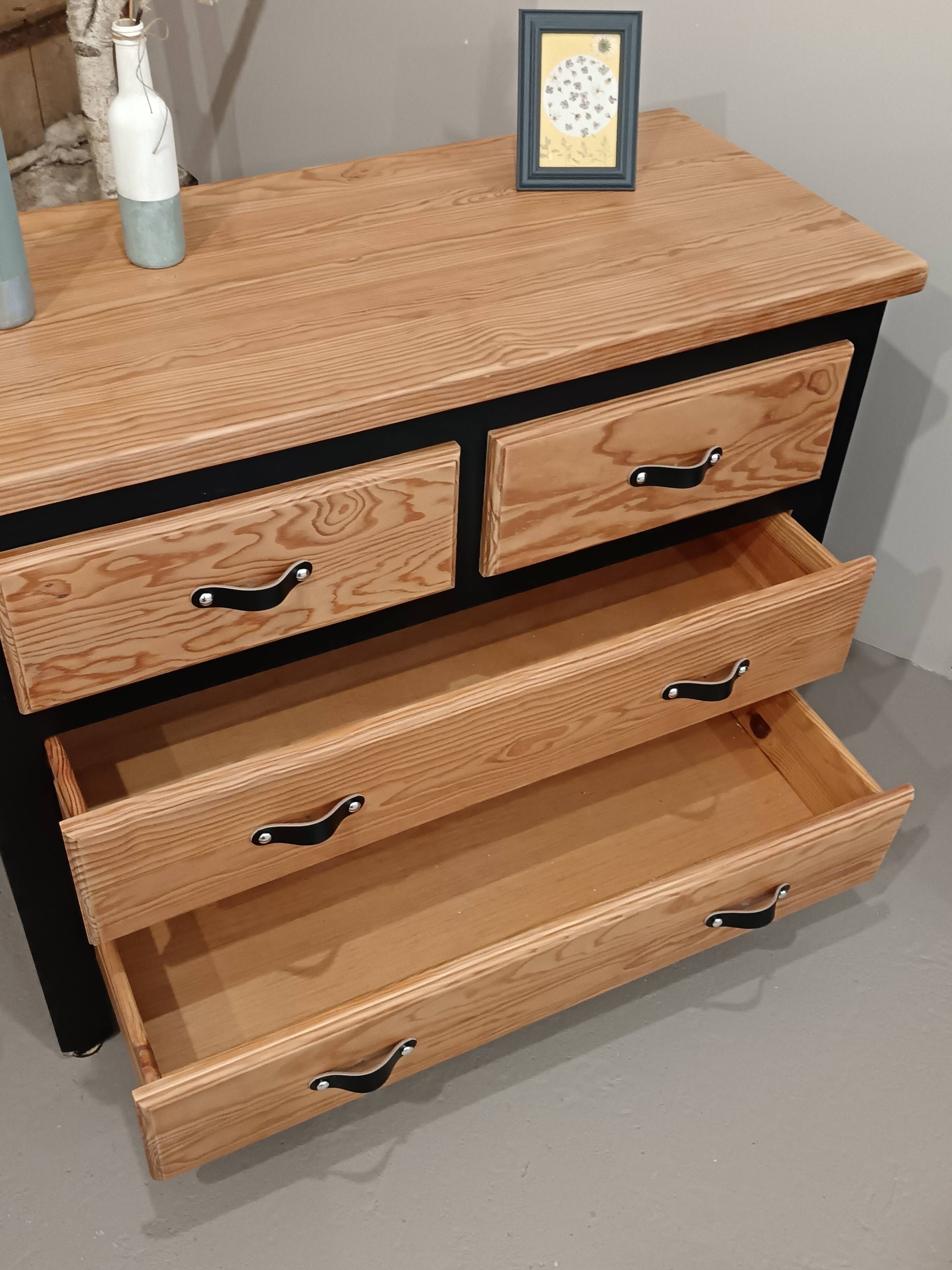 Commode bois massif et noir