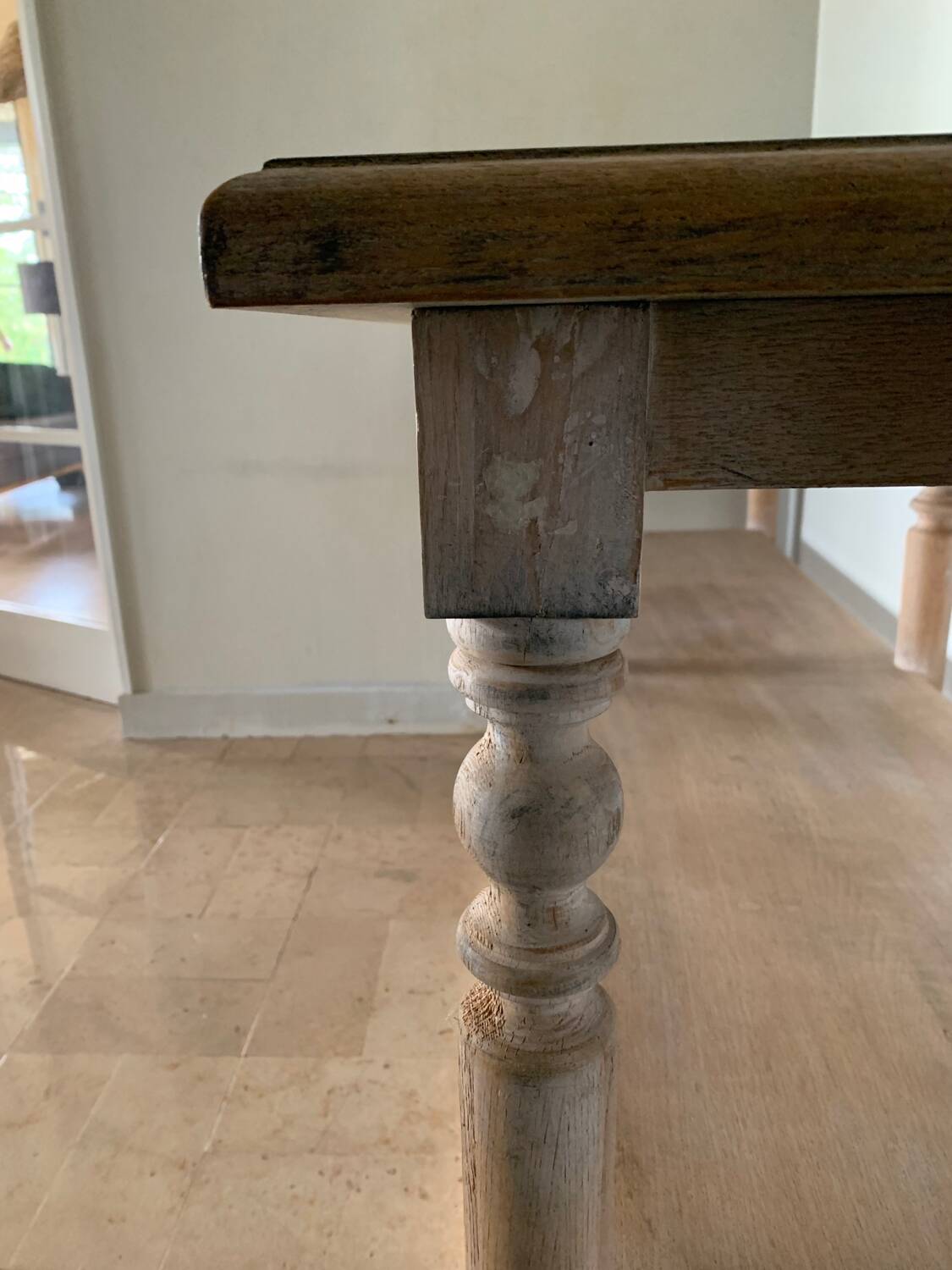 Interiors draper table