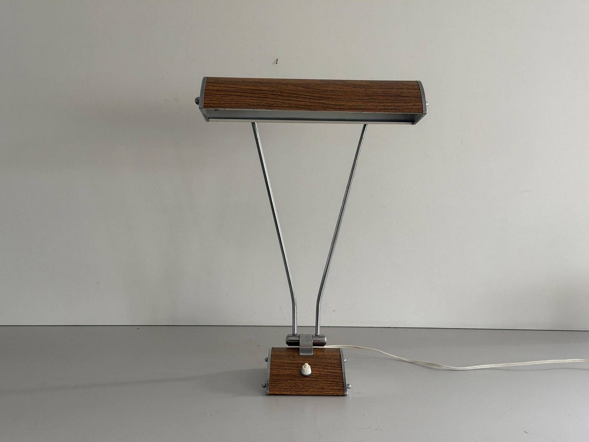 Large metal desk lamp with Wood Design texture by Eileen Gray, 1950s, France.