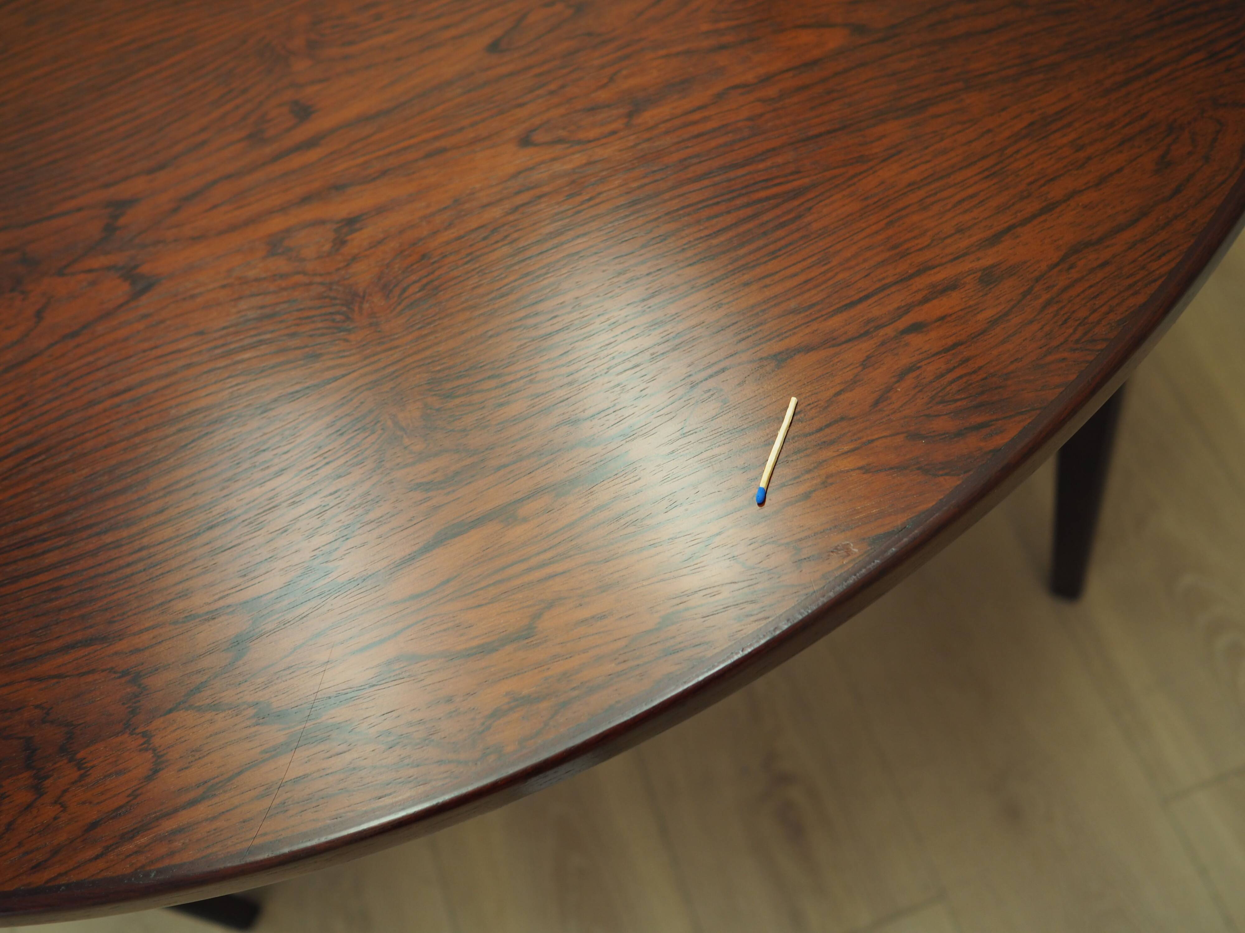 Round rosewood table, Danish design, 1970s, manufacturer: Omann Jun