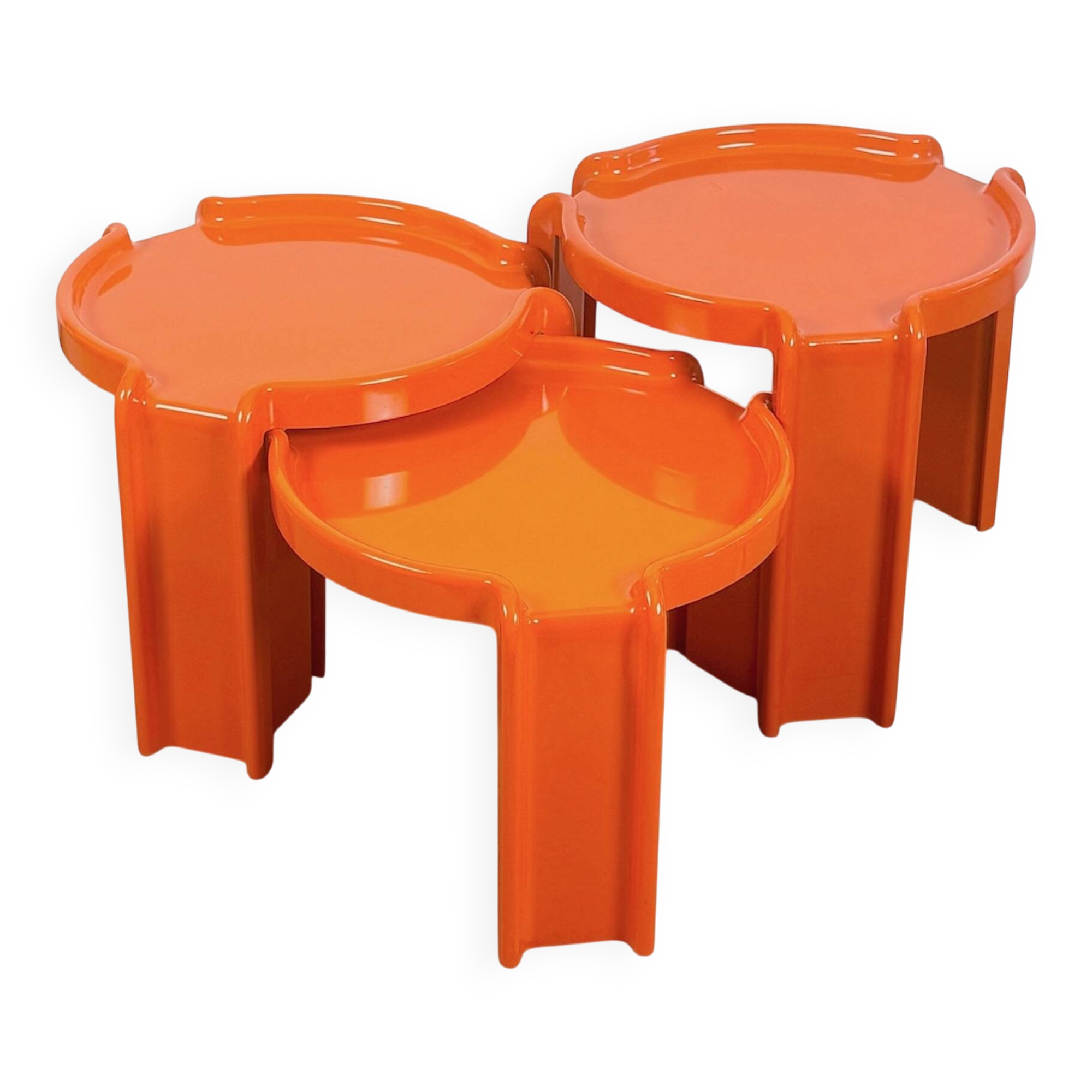 3 tables orange Giotto Stoppino pour Kartell, années 1960