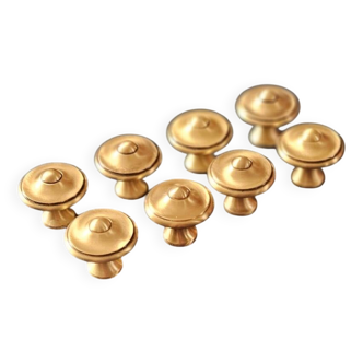 8 boutons de meuble en laiton patiné
