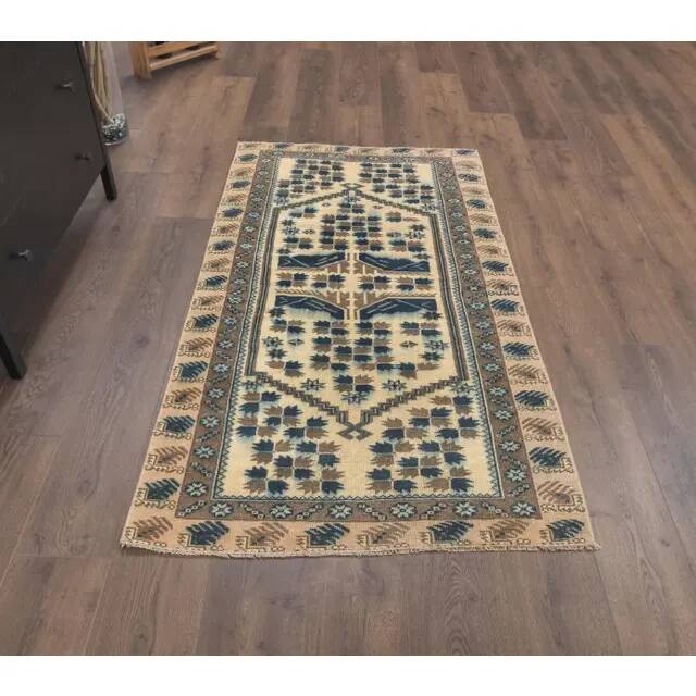 Vintage Turkish hand-knotted rug 95x172