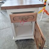 Table de chevet en hêtre