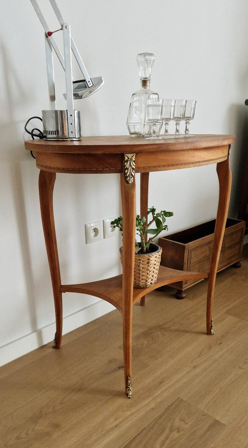 Mid-20th century marquetry pedestal table