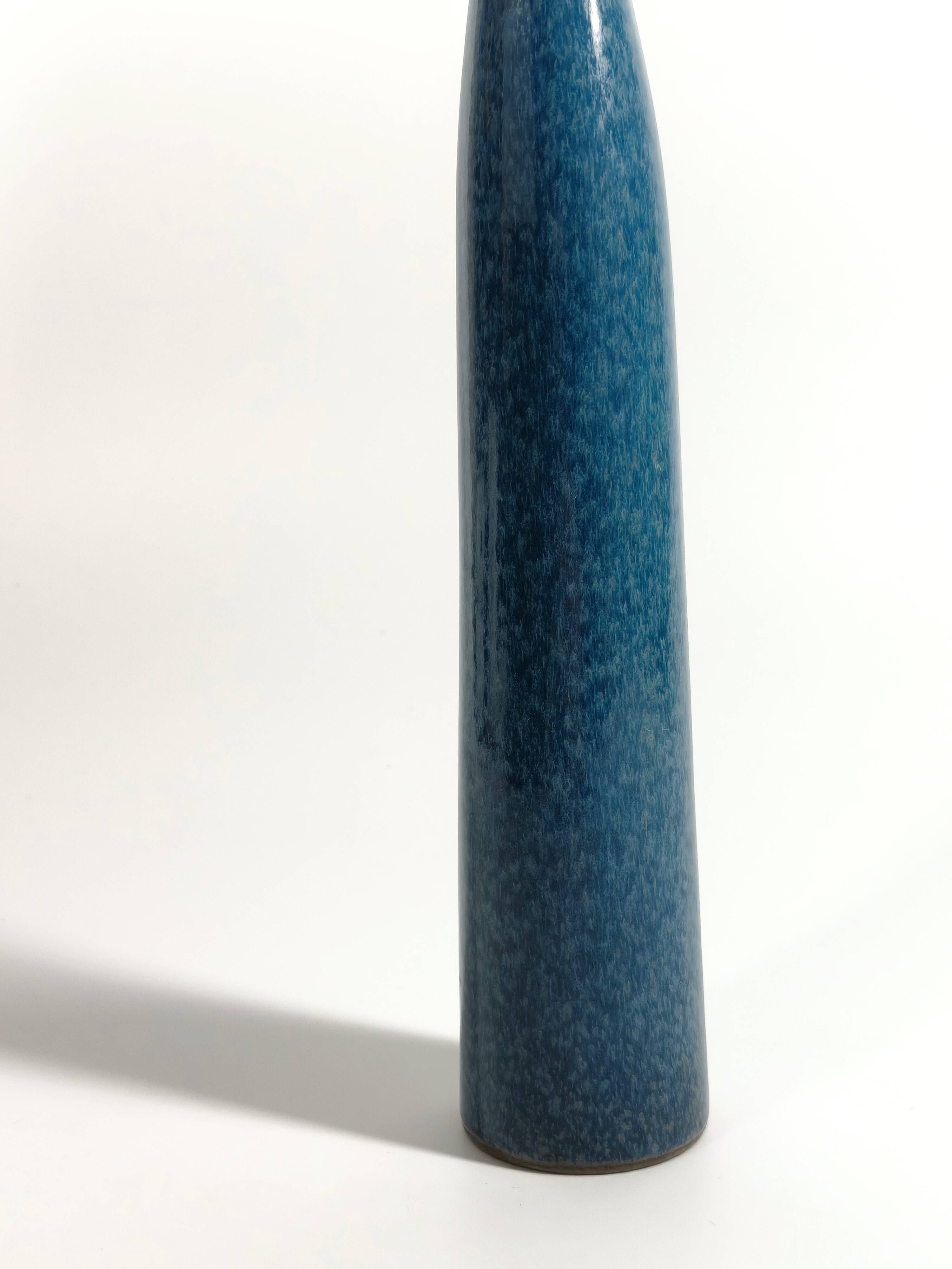 Large bottle vase in blue speckled glazed stoneware – Jacques & Dani Ruelland