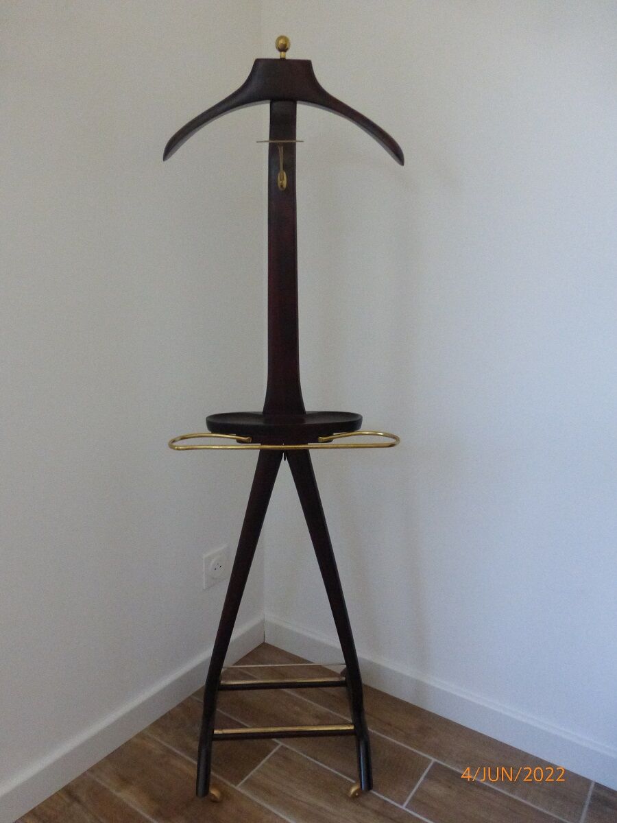 Former valet de chambre Ico Parisi