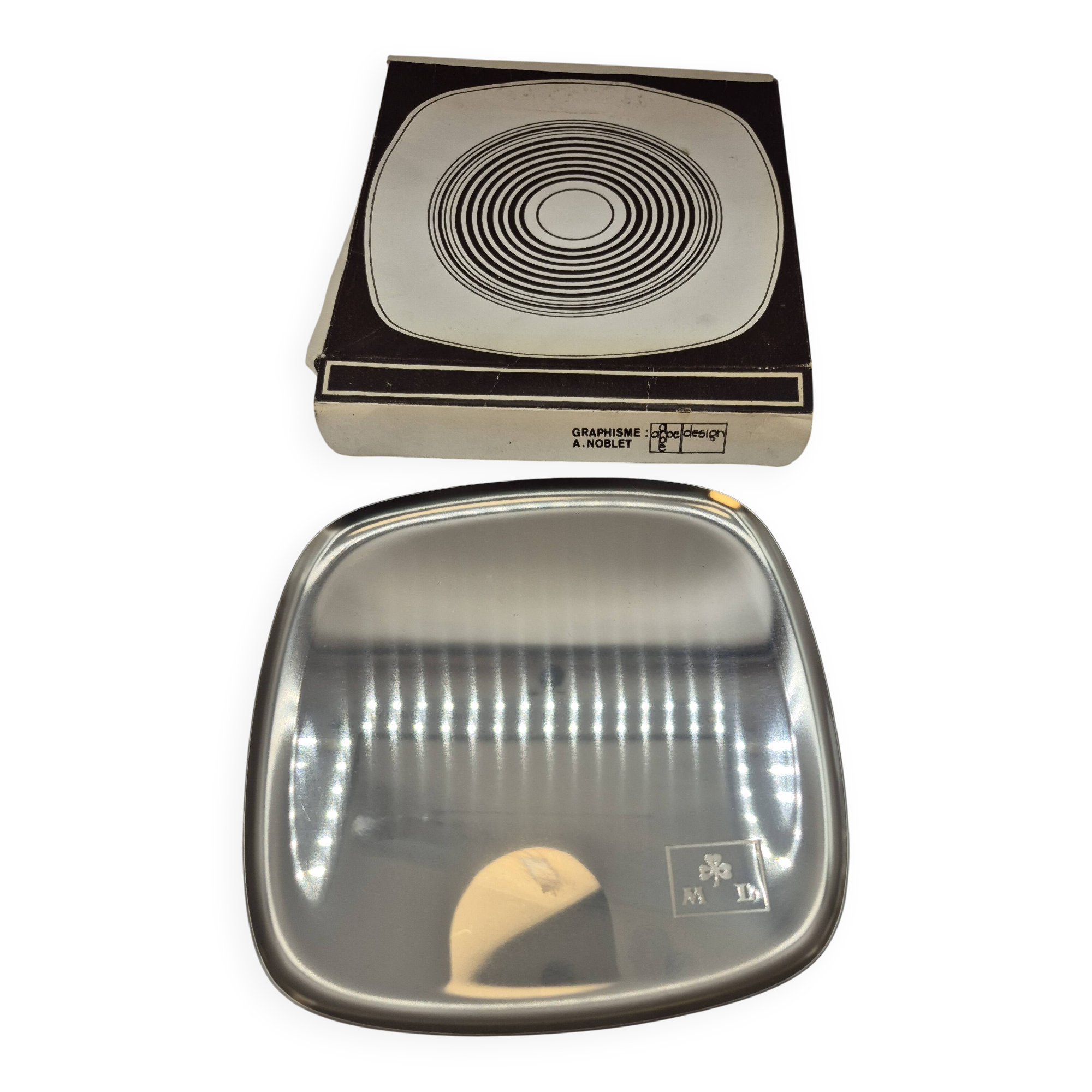 Vintage metal design empty pocket / dishes – Graphics A. Noblet