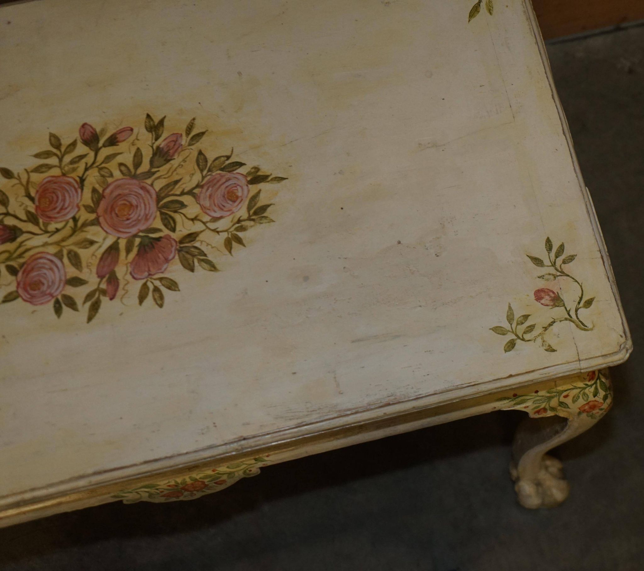 Bureau style géorgien victorien peint à la main circa 1860