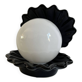 Black shell lamp and its opaline globe