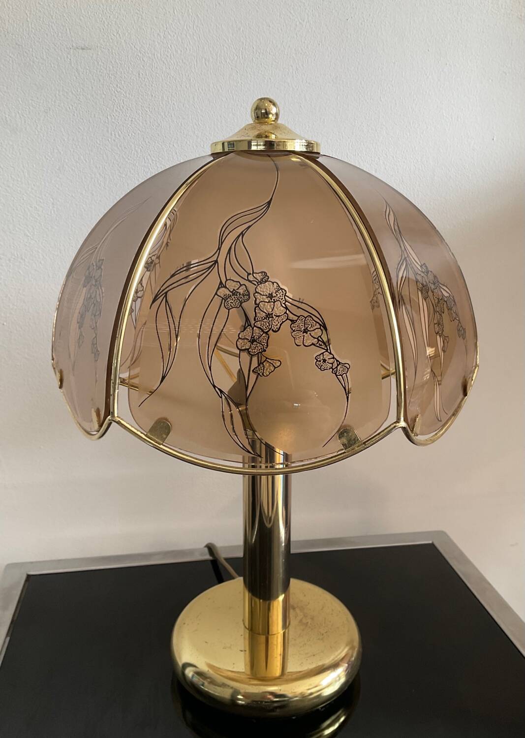 Vintage lamp in gold metal and smoked glass