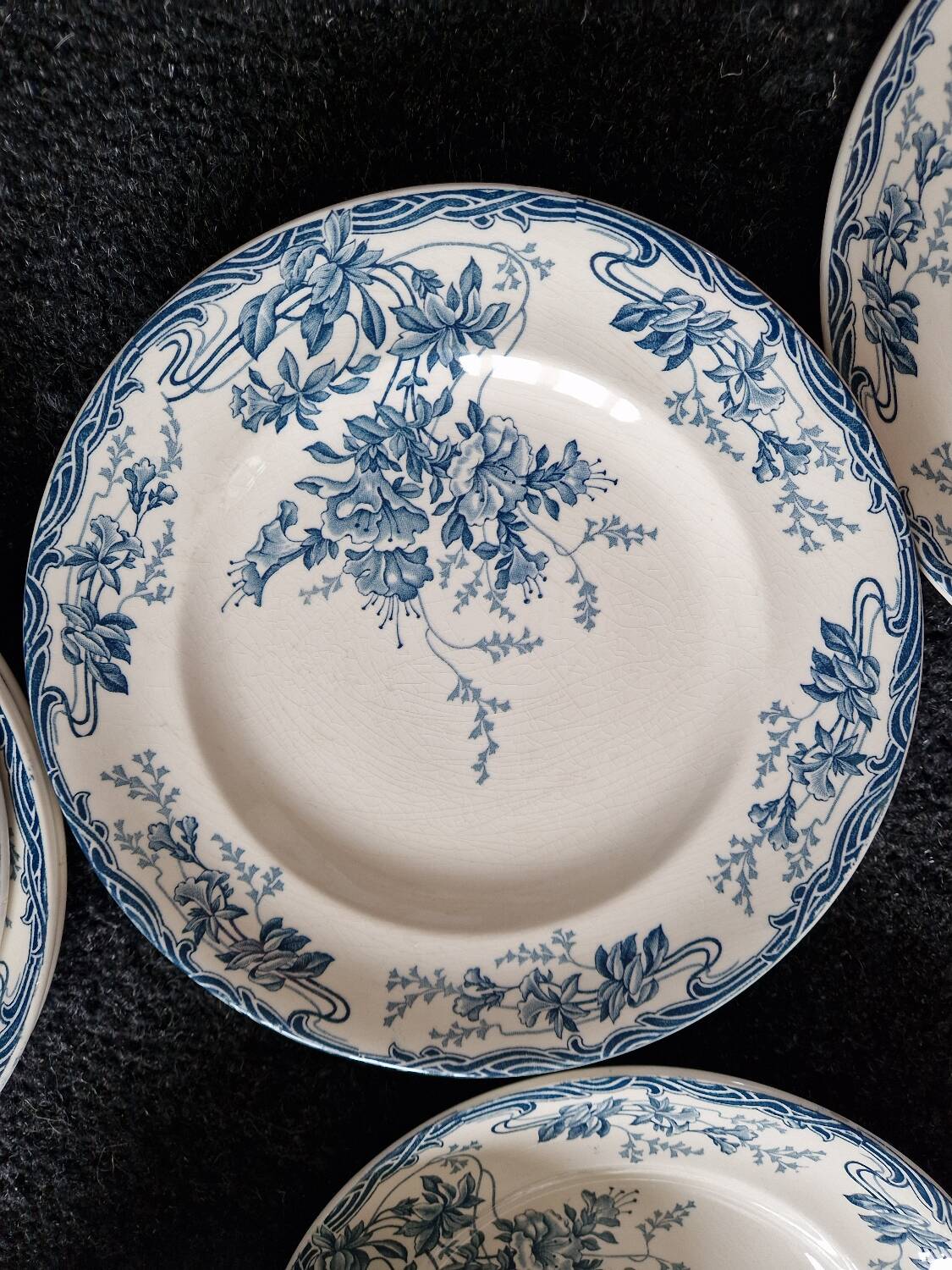 13 Longwy Azaleas dinner plates