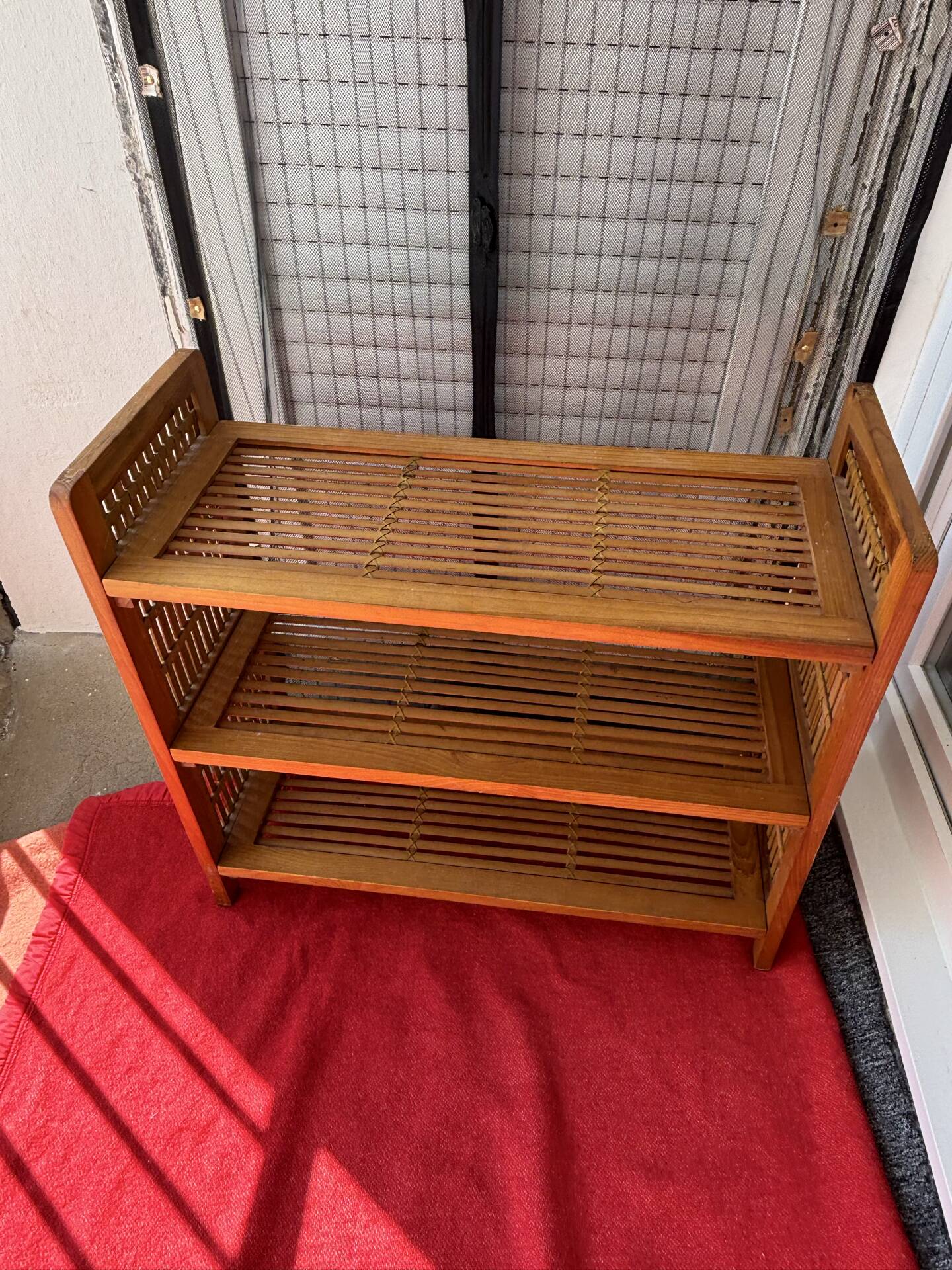 Shoe cabinet / Wooden and bamboo shelf (3 levels) H: 63 cm,