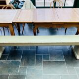 Ancien banc en bois peint en vert clair