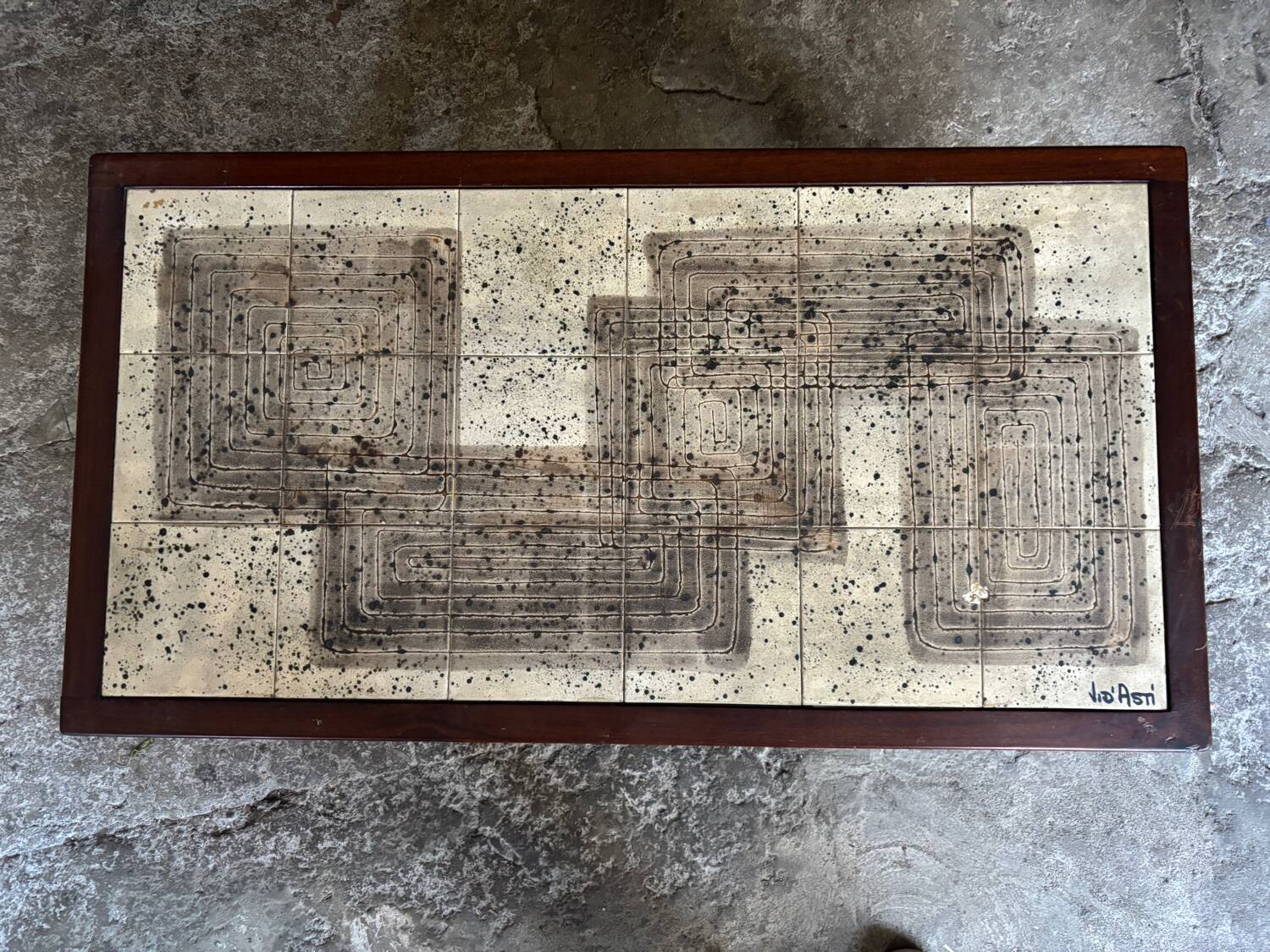 Jean D'Asti coffee table