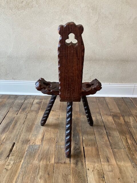 Wooden tripod chair from the 50s/60s