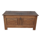 Coffre style Louis XIII en chêne, époque XXIème