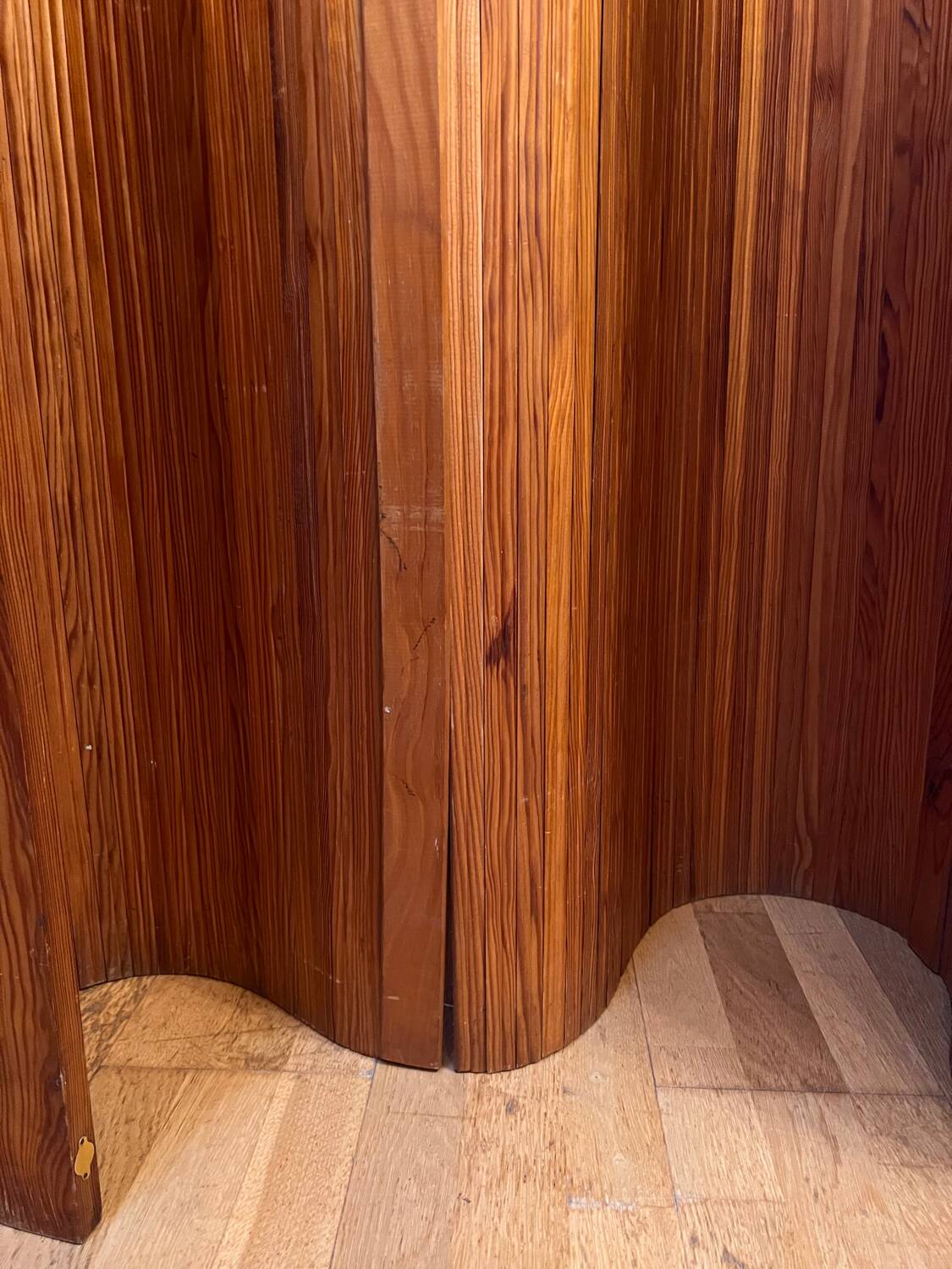 Wooden screen