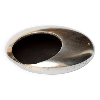 Circular chrome metal ashtray