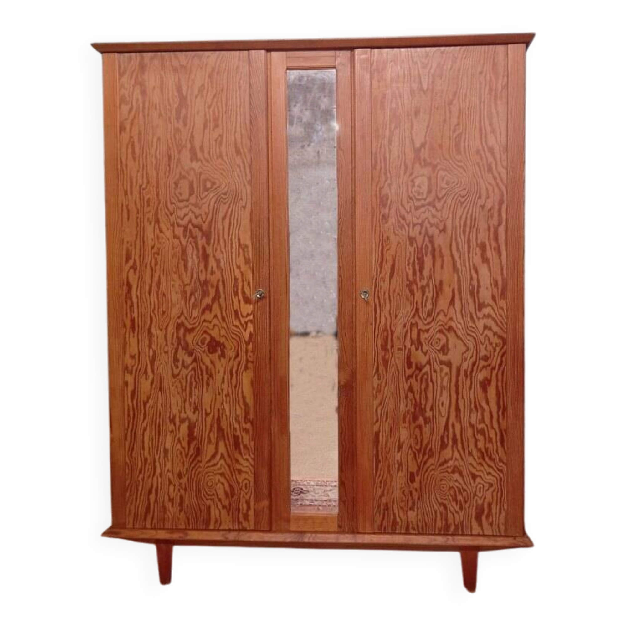Armoire