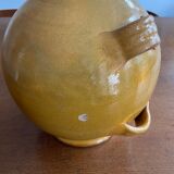 Oil jar called “conscience” in glazed terracotta
