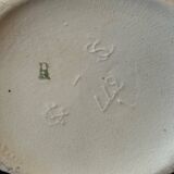 Rooster pitcher in slip