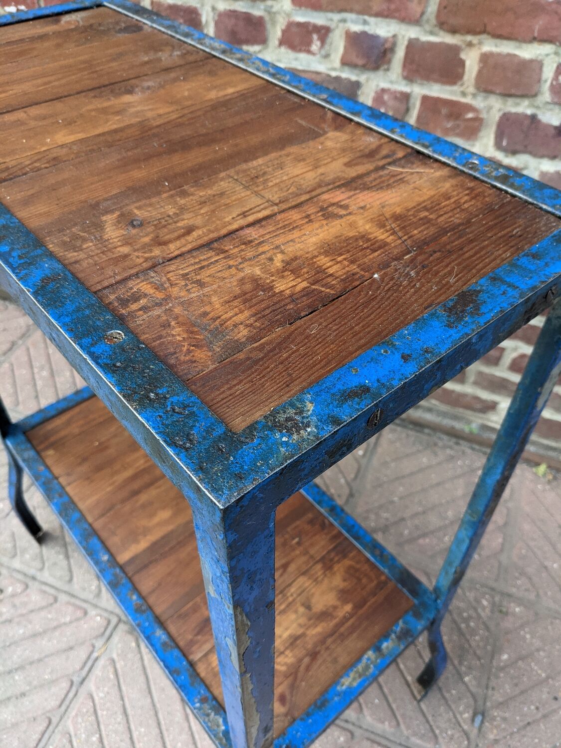 Industrial console